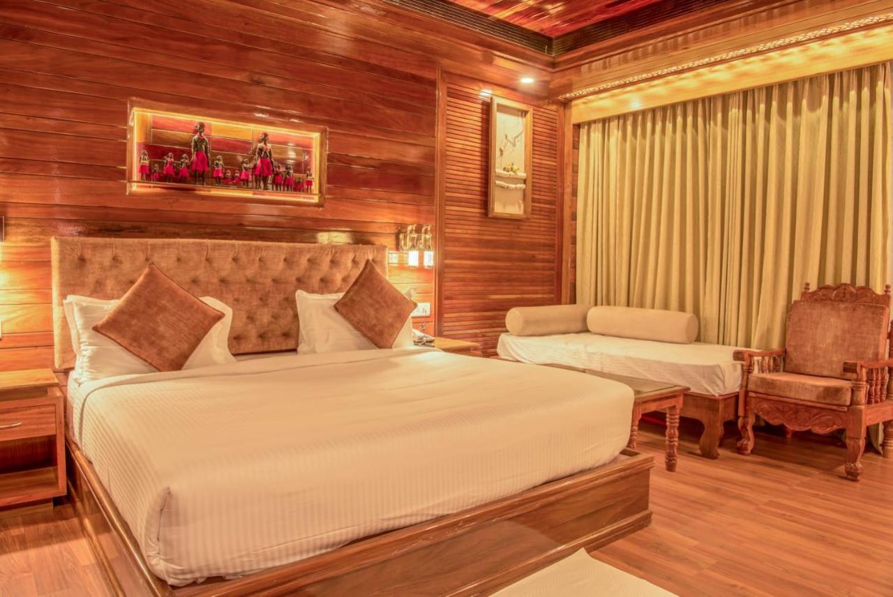 Heritage Mnr Hotel Port Blair Exterior photo